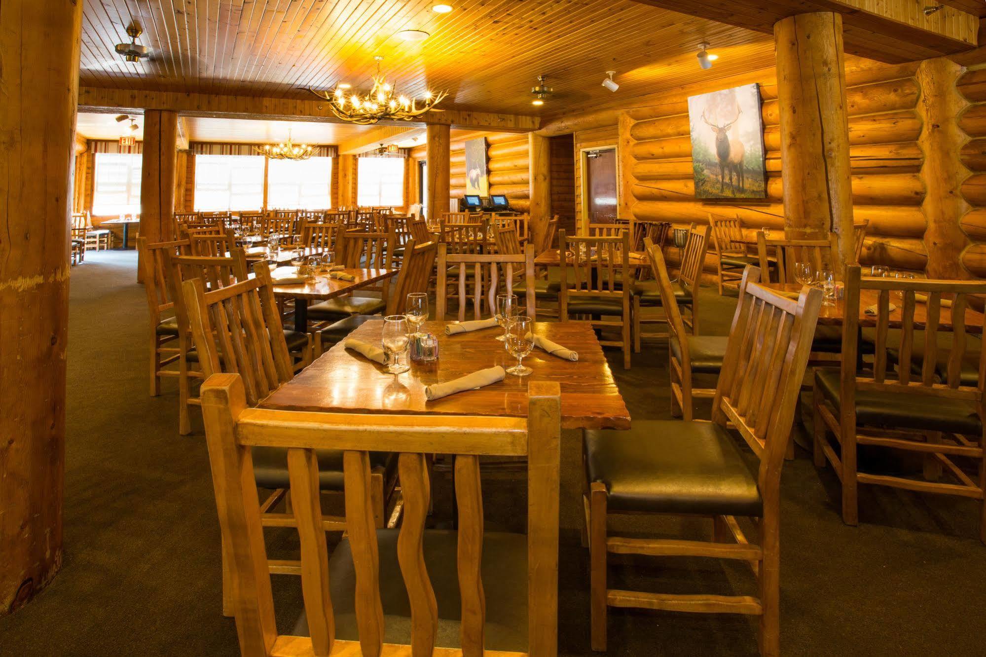 Headwaters Lodge & Cabins At Flagg Ranch Moran Dış mekan fotoğraf